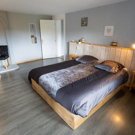 Gite 4 A 10 Pers Granges-sur-Vologne Exterior foto